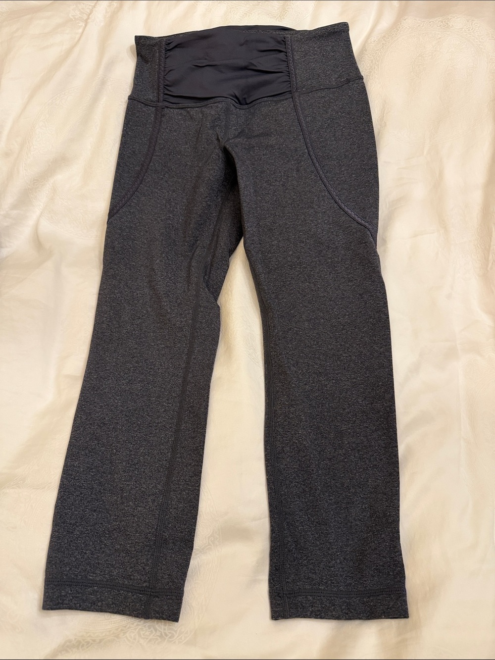 Lululemon Dark Gray leggings
